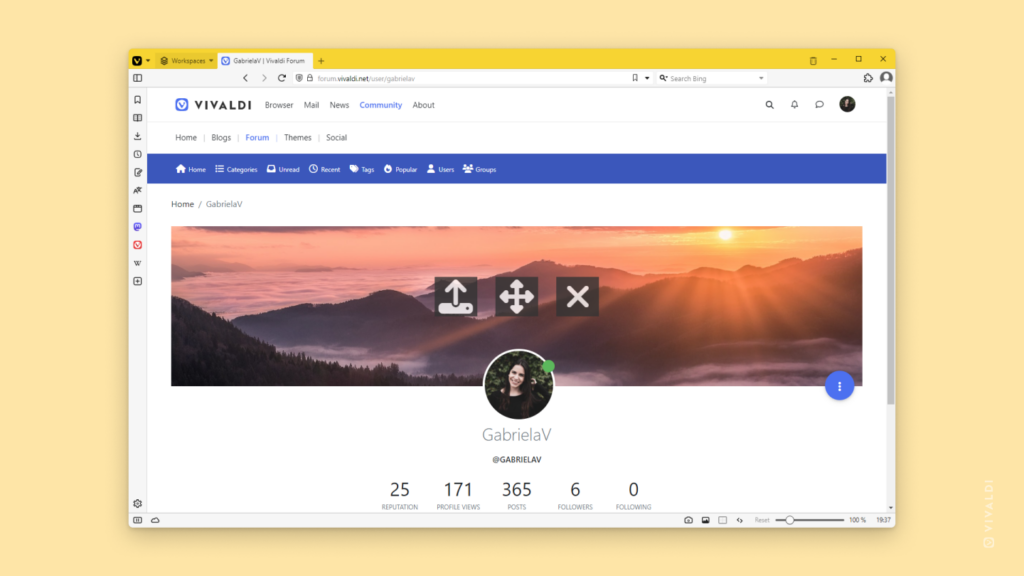 Vivaldi Forum profile with a landscape picture as the cover and cover image editing buttons visible.