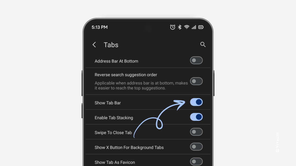 Tabs settings in Vivaldi on Android. Arrow pointing at "Show Tab Bar" setting. 